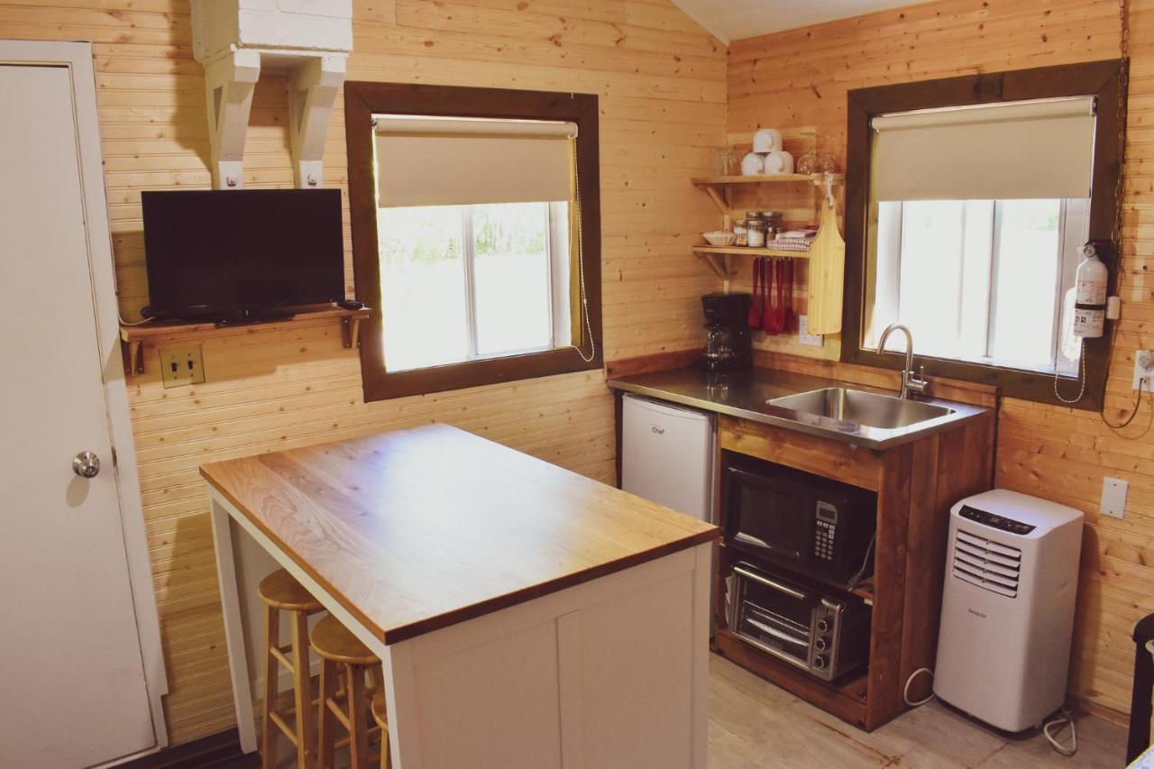 Complexe D'Hebergement La Maison Touristique Dugas キャラキット エクステリア 写真