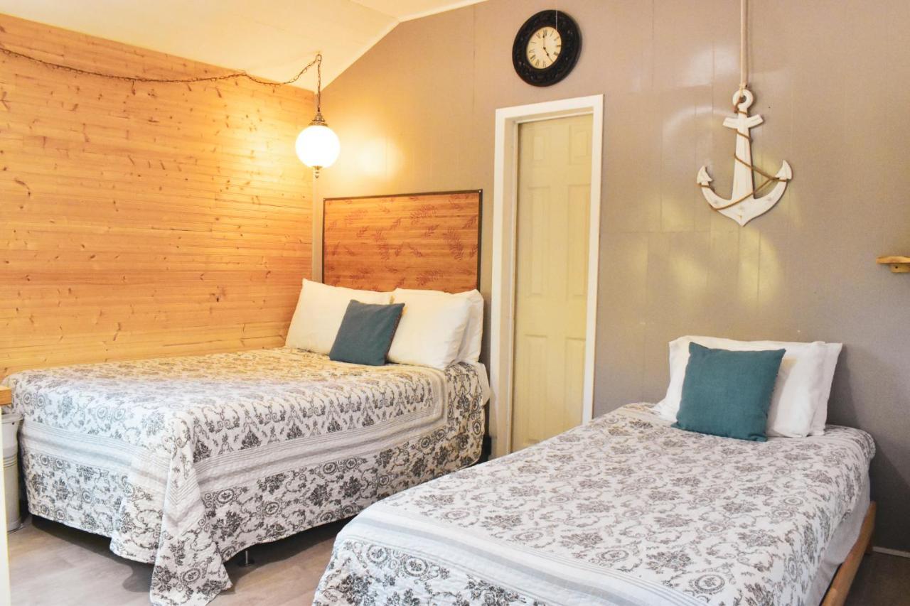 Complexe D'Hebergement La Maison Touristique Dugas キャラキット エクステリア 写真