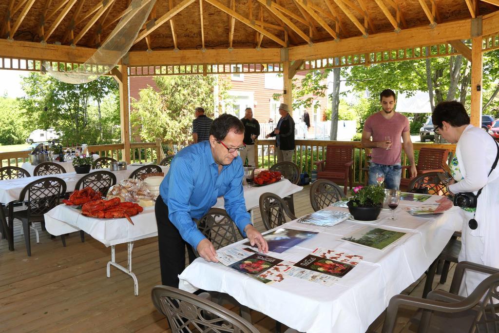 Complexe D'Hebergement La Maison Touristique Dugas キャラキット エクステリア 写真